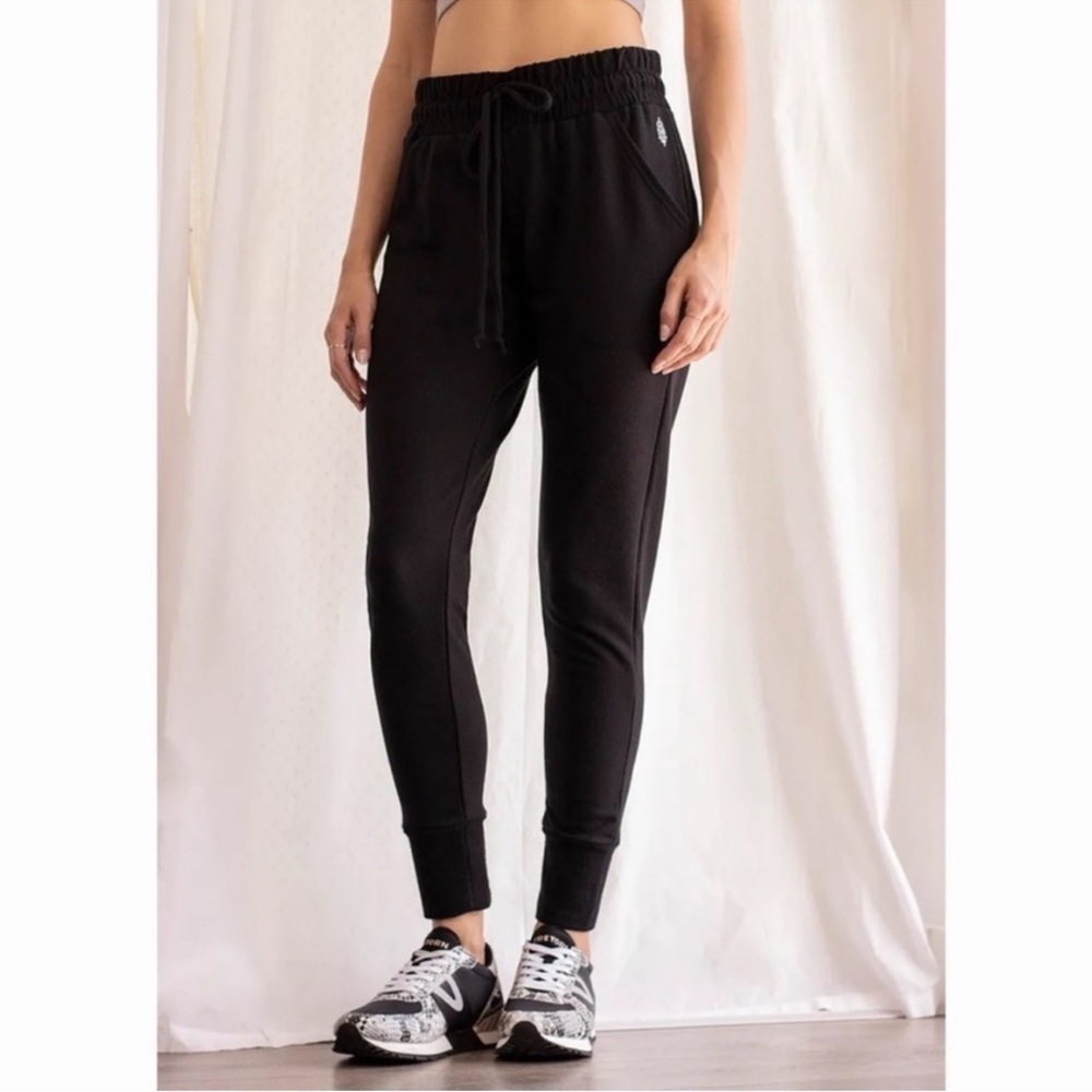 FP Movement Sunny Skinny Sweatpants - Black - Size S